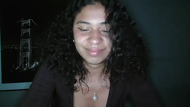 dark enchantress  online show from July 30, 2:23 am
