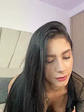 Lauraxx69 online show from May 6, 11:03 am