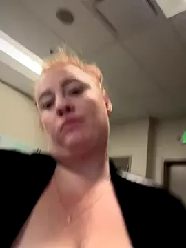 cinnatitties online show from October 2, 5:18 pm