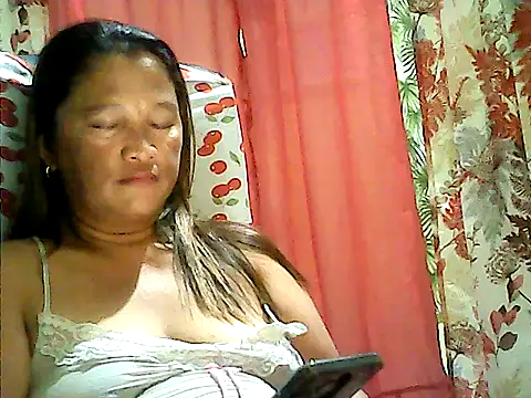 hott scarlett online show from April 25, 1:41 pm