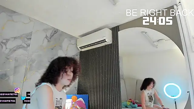 Katemoss70 online show from October 17, 12:41 pm