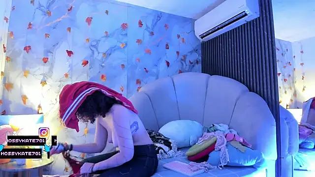 Katemoss70 online show from November 6, 12:33 pm