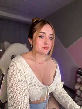 Sam Thompsoon  online show from December 16, 2:28 am