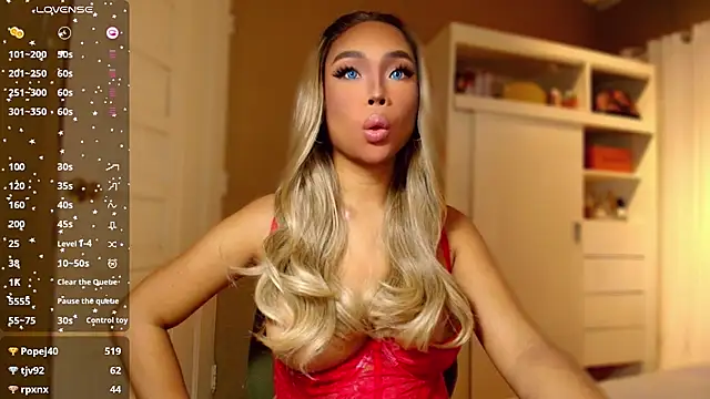 venusangelicxx online show from March 12, 6:32 pm