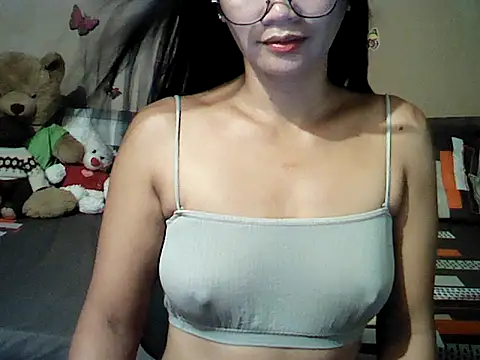 Mia Rein online show from July 4, 6:20 am