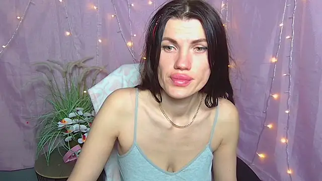 MilaLoona online show from April 30, 6:07 am