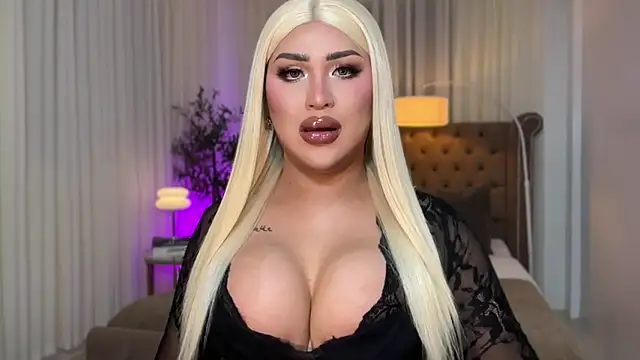 Your Majesty Tyra online show from October 1, 4:50 am