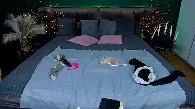 Kamilla Hot online show from March 13, 6:36 am