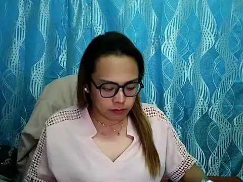 Snapshot of Your_PrettyGirlxxx chatting on September 18, 7:07 am Your PrettyGirlxxx online show from September 18, 7:07 am