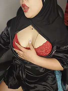 Elinaax online show from June 8, 10:31 pm