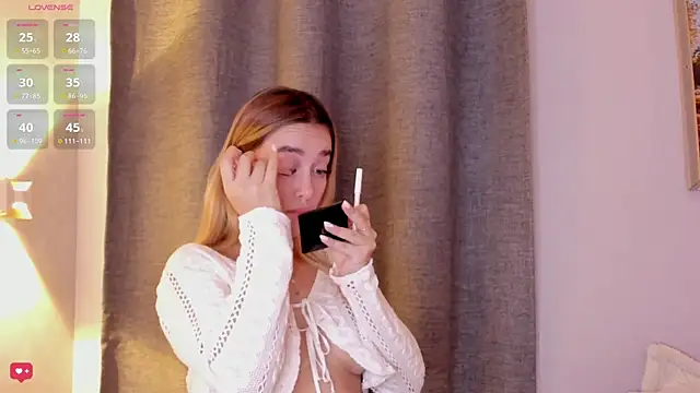 Assh lee  online show from November 4, 1:49 pm