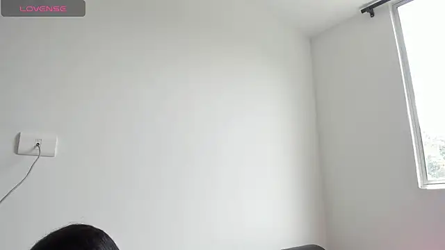CuteEbony1 online show from October 17, 5:27 pm