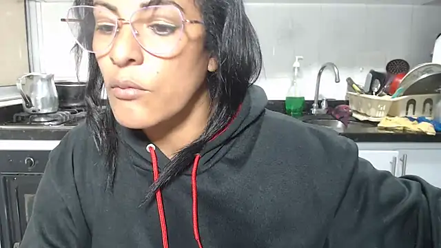 kateleyagrey online show from June 26, 9:16 pm