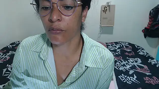 kateleyagrey online show from February 22, 10:05 am