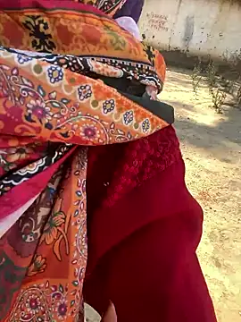 Indian-Squirt online show from January 18, 7:48 am