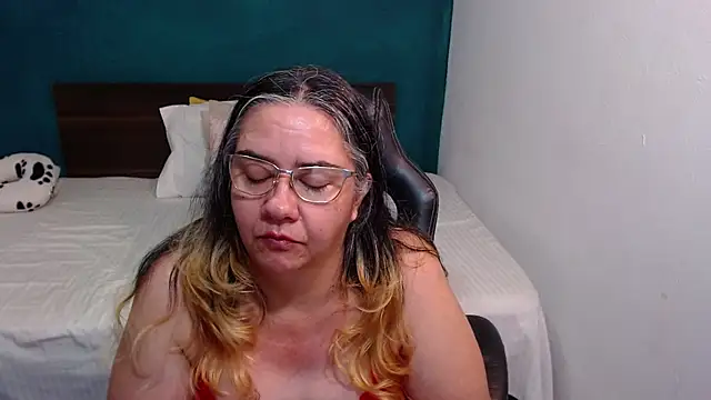 scaelettdubois online show from November 18, 1:17 am