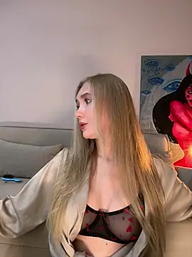 MariaTull online show from June 24, 9:25 pm