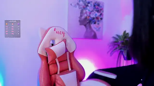 lucy neil online show from October 25, 2:52 am