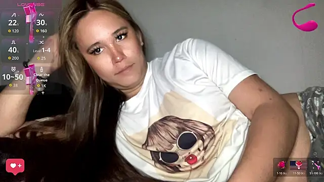 MeganEmmaWilson online show from June 6, 7:03 am