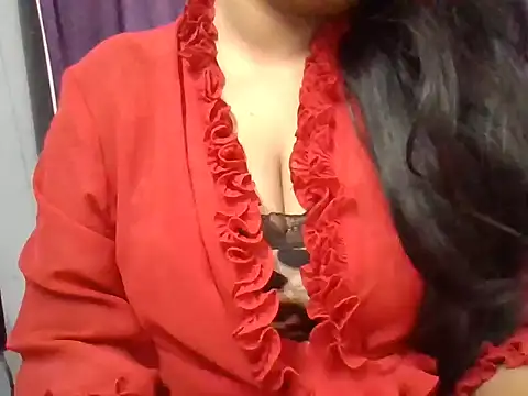 Shikha39 online show from June 22, 7:00 pm