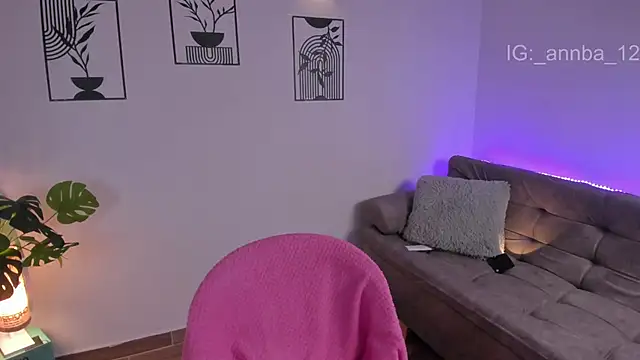 annie barozzi online show from March 6, 2:23 pm