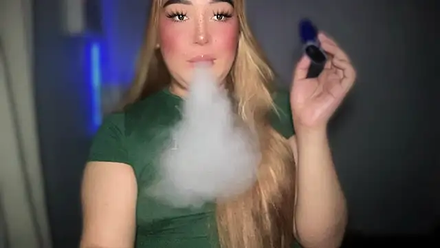 Snapshot of MistressOf_Americaxxx chatting on September 9, 3:17 am MistressOf Americaxxx online show from September 9, 3:17 am