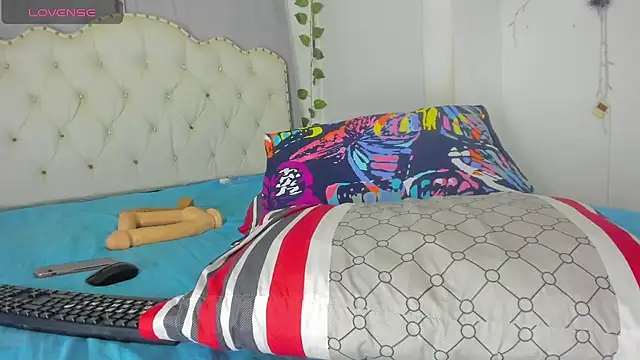 khalyn jenner online show from September 17, 10:19 pm