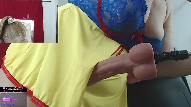 candyrojas online show from June 17, 8:48 am