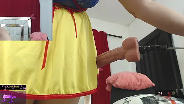 candyrojas online show from July 1, 8:36 am