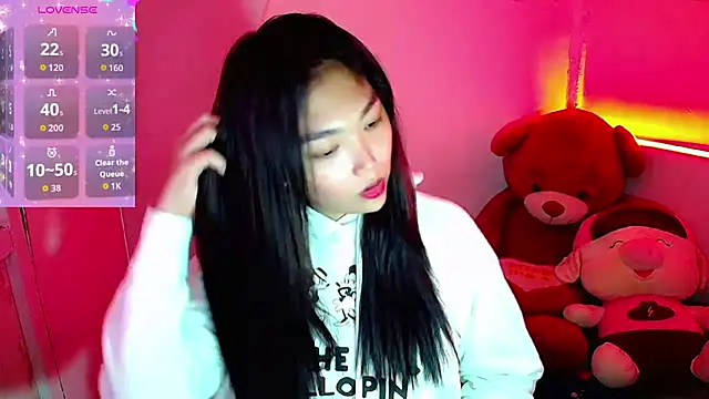 Snapshot of AsianParadisee chatting on October 14, 10:34 pm AsianParadisee online show from October 14, 10:34 pm