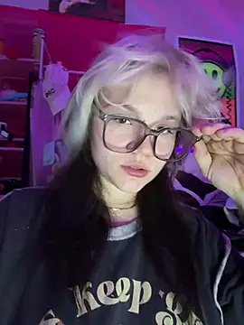 Cutiepiespanks online show from June 5, 1:31 am