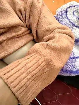 BigBustyRuhi online show from November 19, 4:23 am