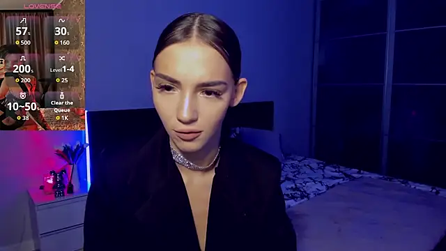 SophieCatty online show from October 3, 2:55 pm