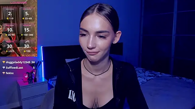 SophieCatty online show from October 4, 4:55 pm