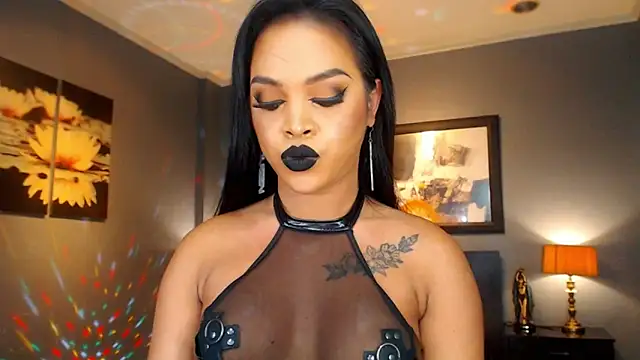MarryQueen22 online show from May 2, 1:42 am