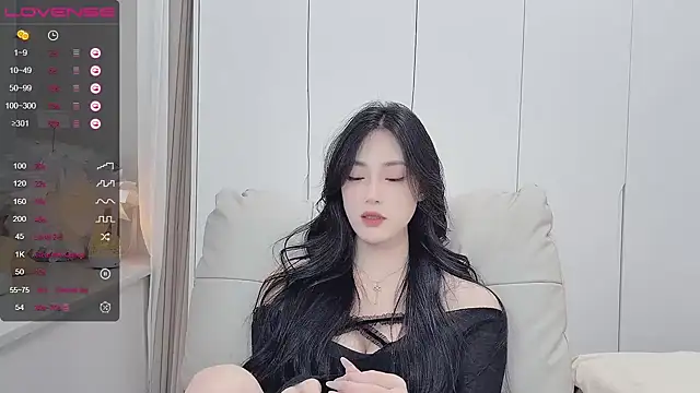 uuxiaocai online show from June 12, 12:46 pm