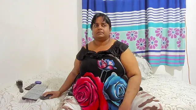 SusanaEshwar online show from August 3, 1:09 am