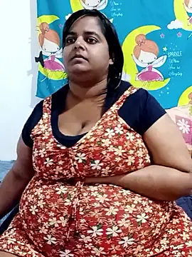 SusanaEshwar online show from May 4, 7:06 pm