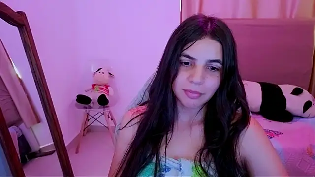  elenna online show from June 10, 5:55 pm