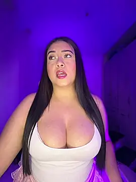 cami ortiz   online show from July 19, 5:31 am