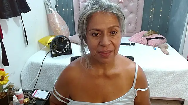 lalisha 96 online show from February 5, 1:19 am