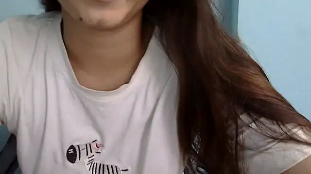 Snapshot of lovelydesi21 chatting on September 9, 8:36 am lovelydesi21 online show from September 9, 8:36 am