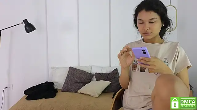 Snapshot of sexychanell_18 chatting on September 20, 1:31 pm sexychanell 18 online show from September 20, 1:31 pm
