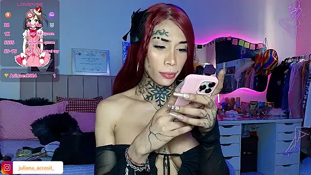 caroline cossei online show from February 6, 5:16 pm