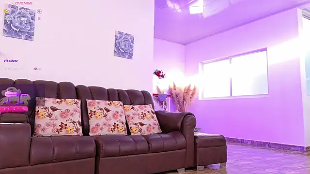 lara giraldo online show from July 13, 10:43 pm