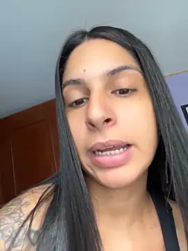 charlotte stevenss  online show from May 3, 3:37 pm