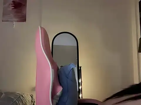 Sweet Delilah online show from June 23, 5:22 pm