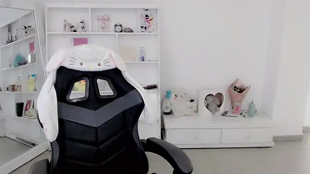 Youlittlepervertt  online show from October 8, 2:38 am