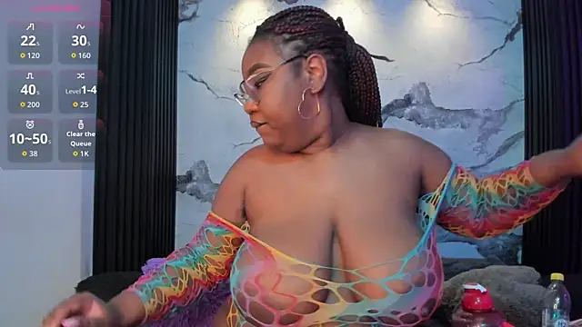 Darnellqueen online show from June 10, 3:49 am