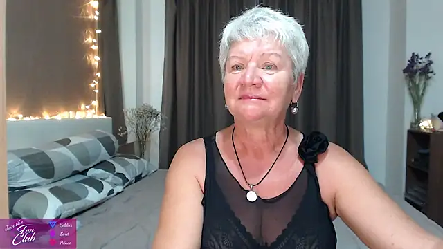 roxana brooks online show from May 4, 12:53 pm